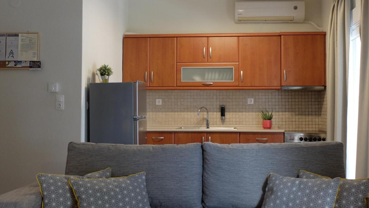 Elata-Apartments Liménas Eksteriør bilde